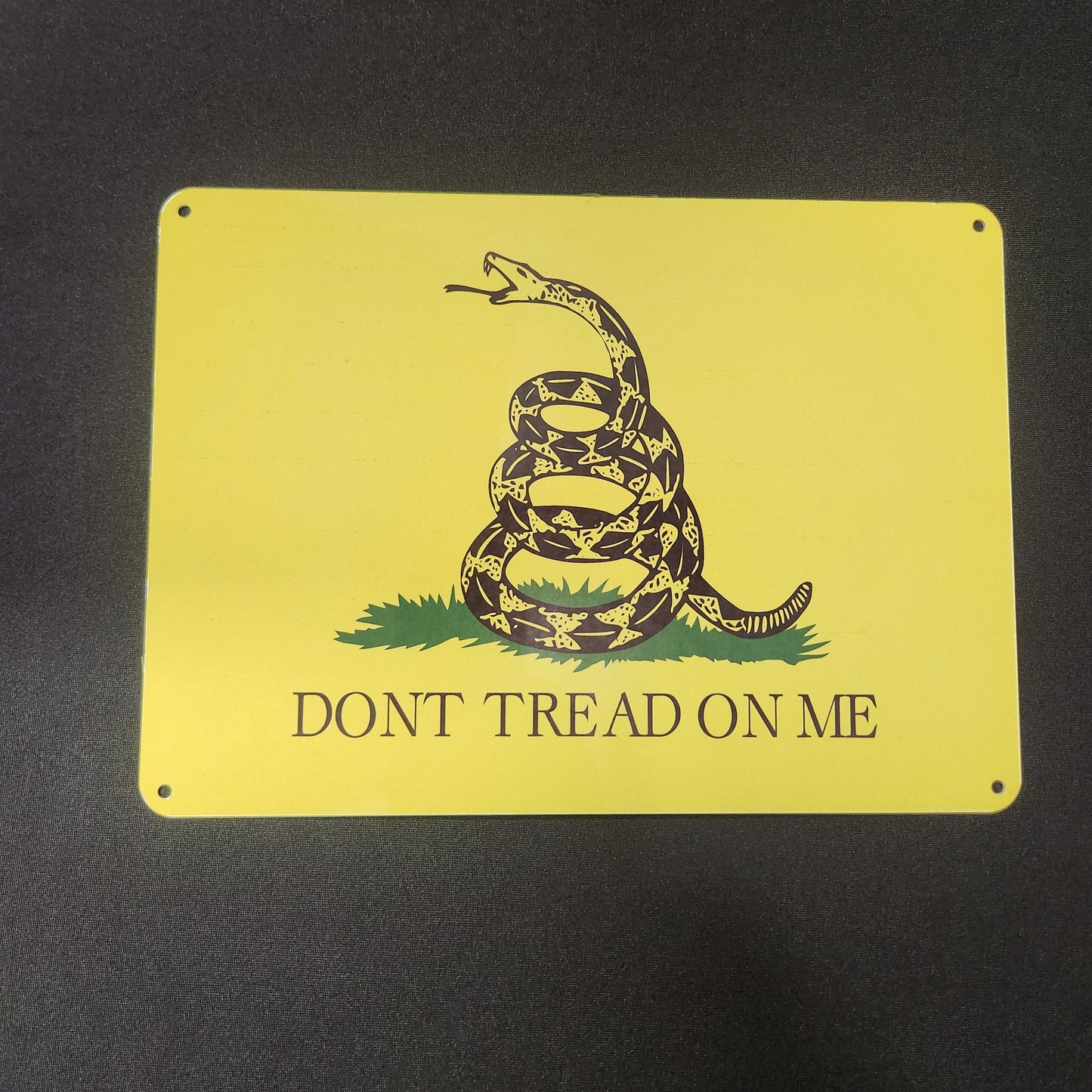 Metal Signs 7"x10" (Gadsden Flag, Don't Tread On Me)